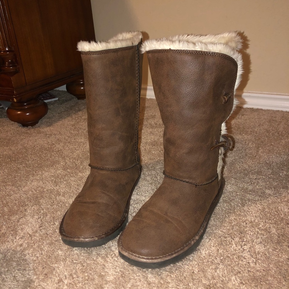 Brown Furry Boots
